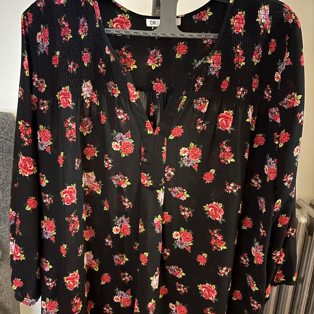 DR2 Black Floral Blouse